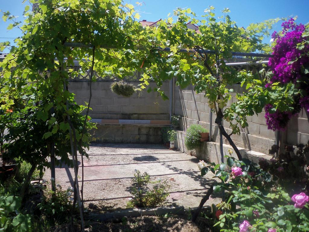 Fuente El Hayedo Hotell San Vicente De La Barquera Exteriör bild